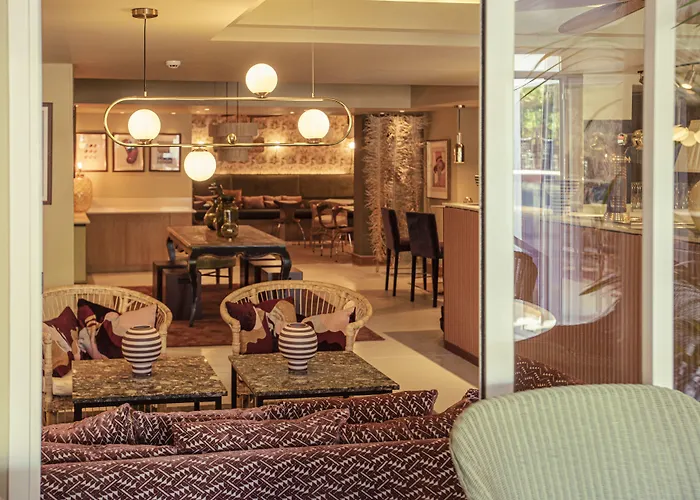 Hotel Feliz